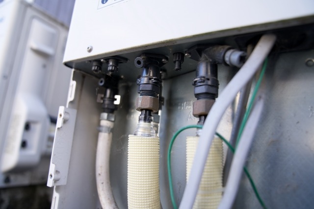 エコキュートの配管写真