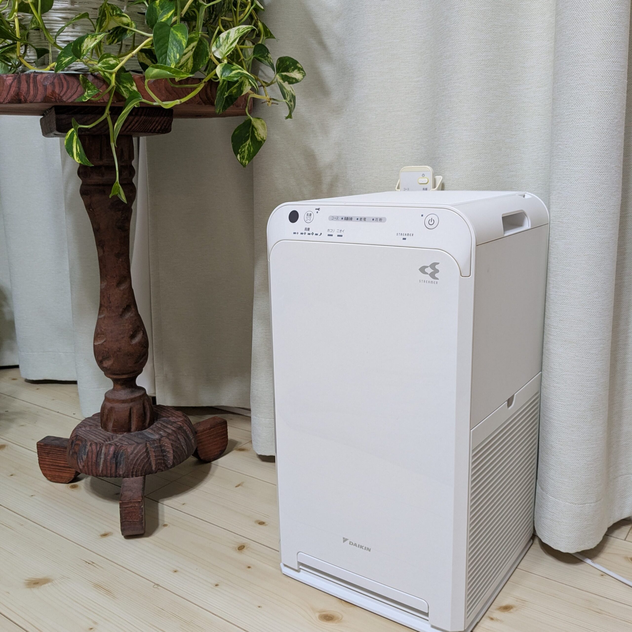 リビングで７年使っている、加湿機能なしの空気清浄機（ダイキン）