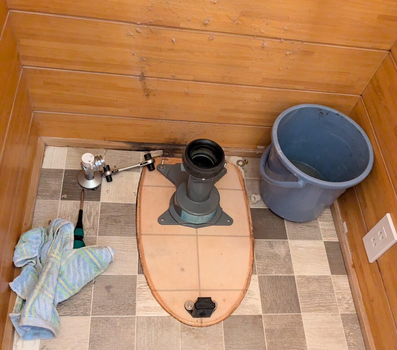 トイレ撤去直後の写真